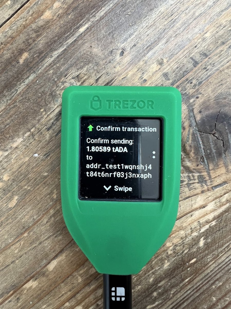 Trezor Model T 硬件钱包